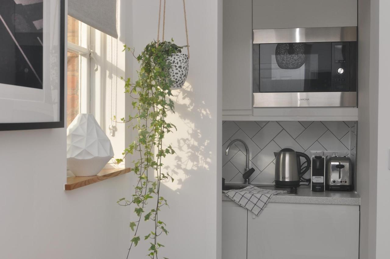 Bridge Street Apartments. Boutique Style Luxury, In The Heart Of Taunton. Bagian luar foto